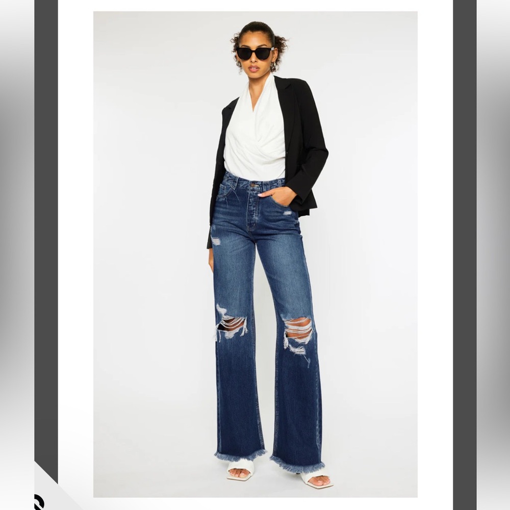 Jules Ultra High Rise 90's Flare Jeans